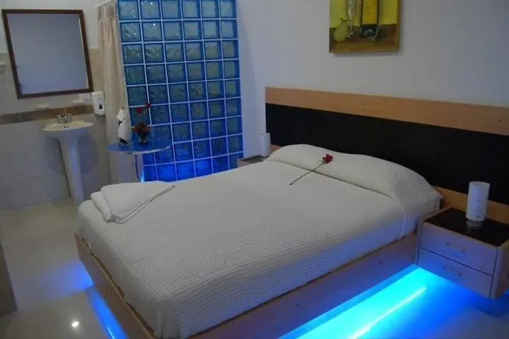 Apartahotel Montes Medellín 0*,  Colombia